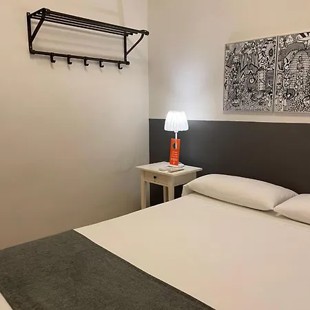 בית אירוח Guest *